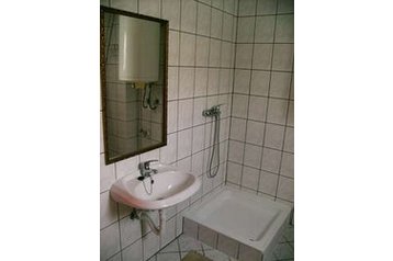 Węgry Privát Mezőkövesd, Zewnątrz
